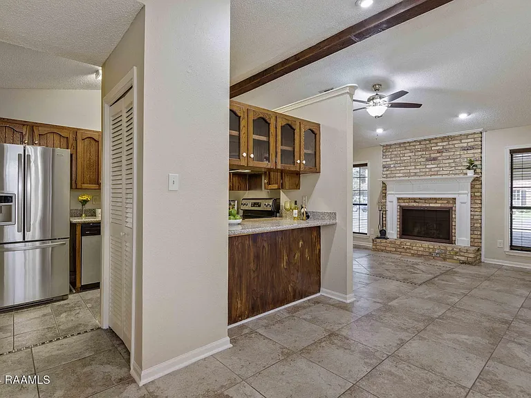 103 Wadsworth Dr #A — Photo 15