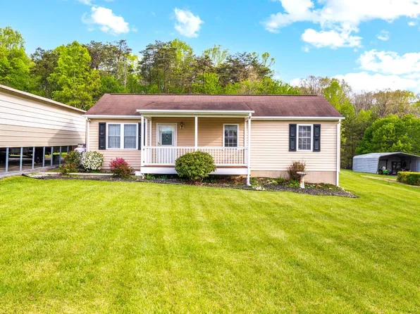 744 Russell Woods Dr, Lynchburg, VA 24502