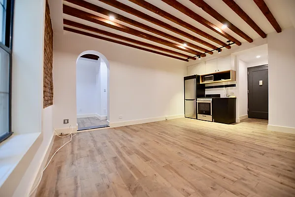 Rented by Nolita Group | media 3