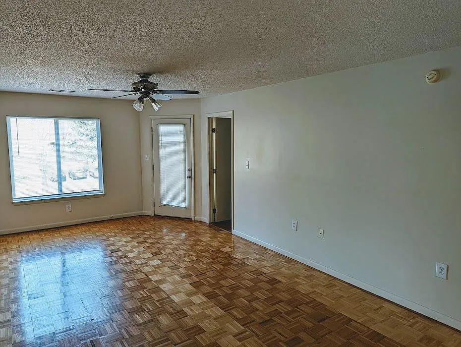 Building Photo - 1351 Crab Orchard Dr #202