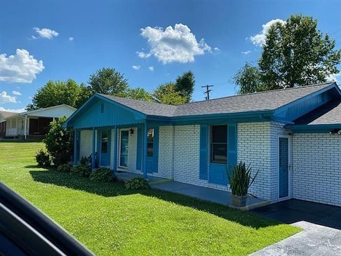 2nd image of 701 Allf Ln