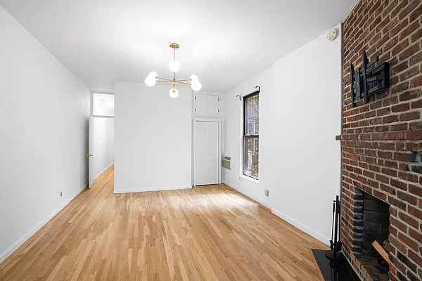 Rented by Mont Sky Real Estate | media 32