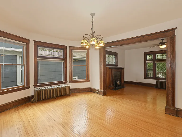 2535 Aldrich Avenue South - 1 — Photo 5