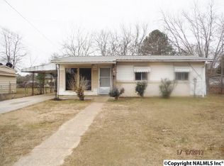 207 Springdale Rd, Gadsden, AL 35901