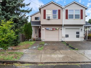 759 NE 2nd St, Gresham, OR 97030