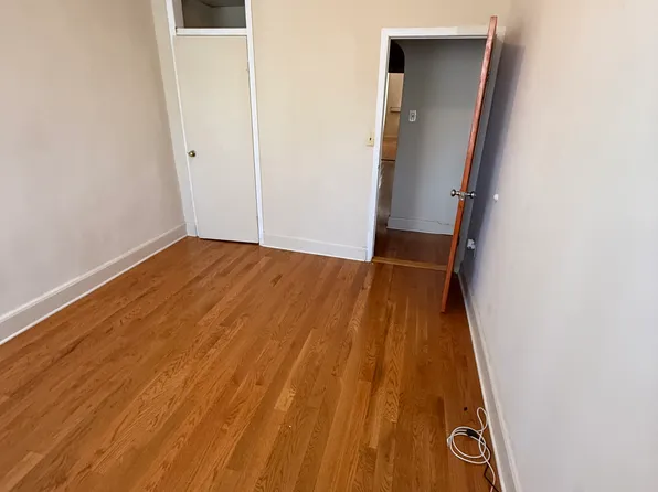 1655 Lincoln Place image 12 of 17