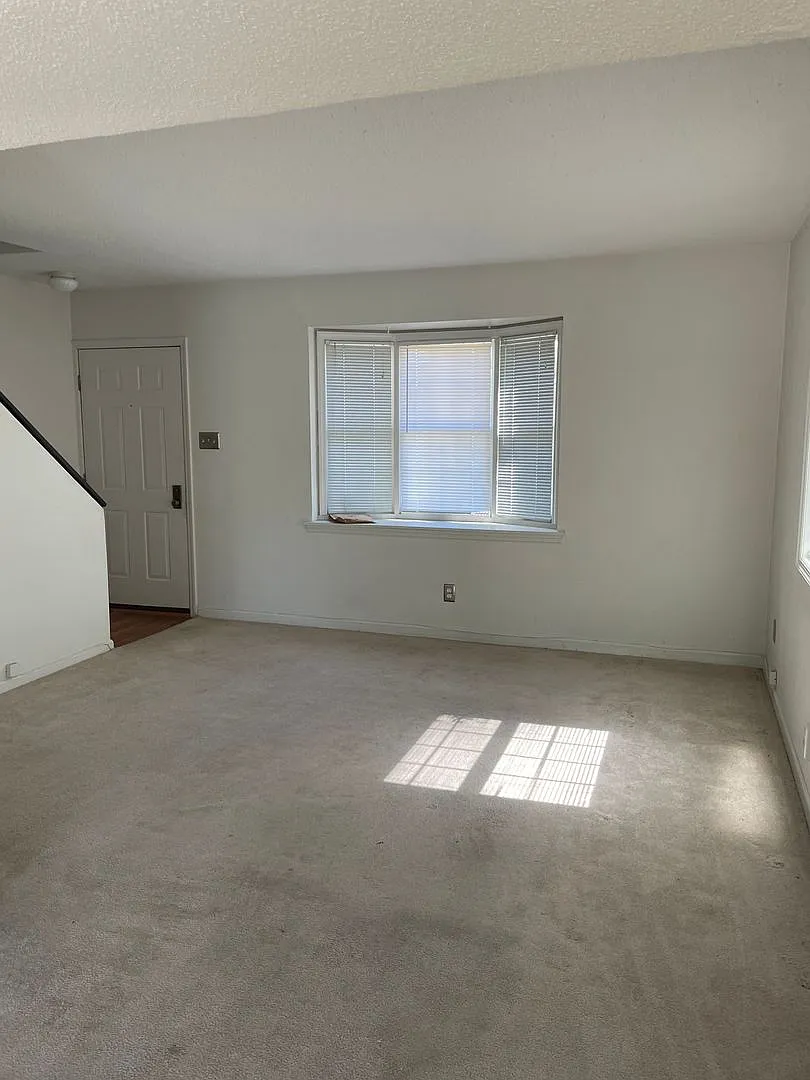 Two Bed One Bath condo for rent in great central location - Available Soon! — Photo 3