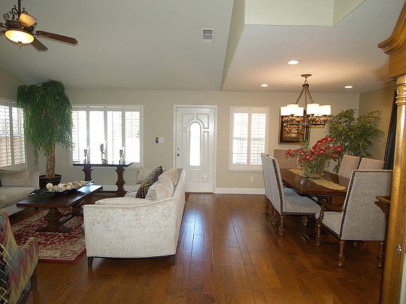 2nd image of 4312 Castle Cary Ln