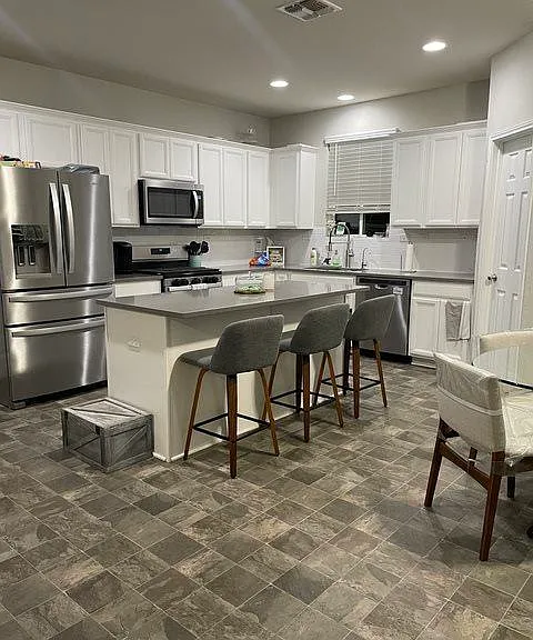 7828 Cottonwood Rdg — Photo 3
