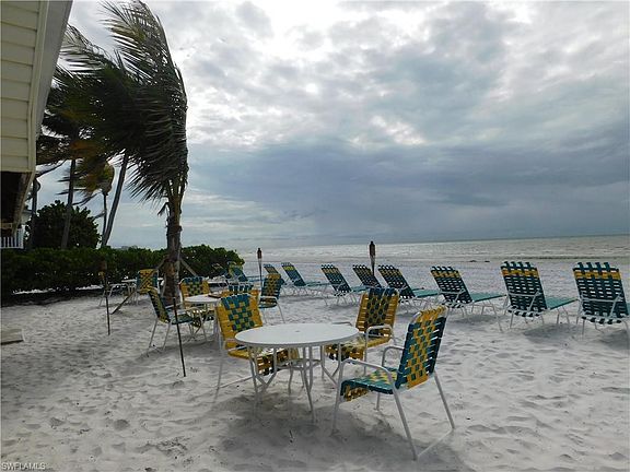 3rd image of 5370 Estero Blvd #11