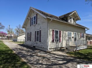1712 Ella St, Beatrice, NE 68310