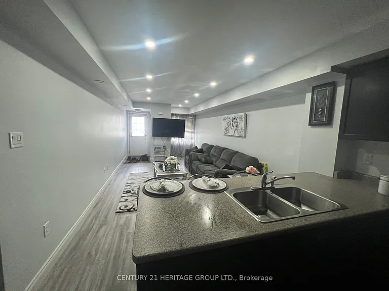 78 Abela Ln N #3 — Photo 3