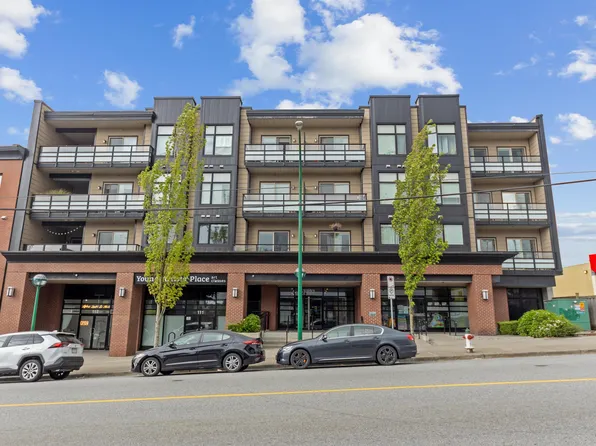7727 Royal Oak Ave #211, Burnaby, BC V5J 4K2