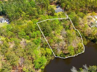 176 Country Club Drive W, Minnesott Beach, NC 28510
