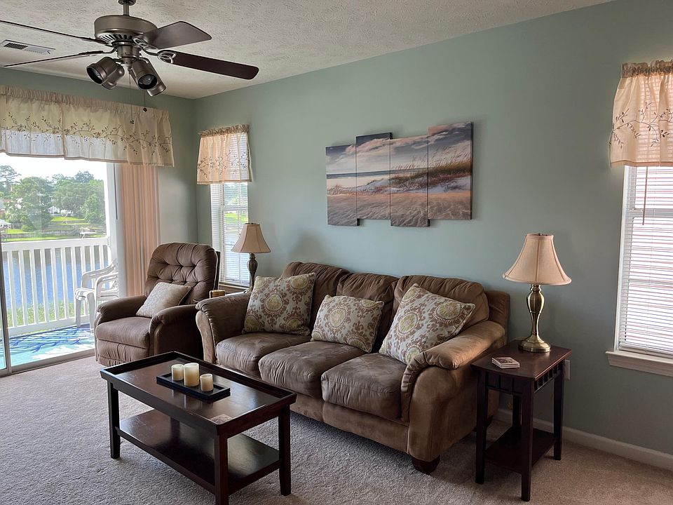 Freshly painted, newly carpeted, updated furniture