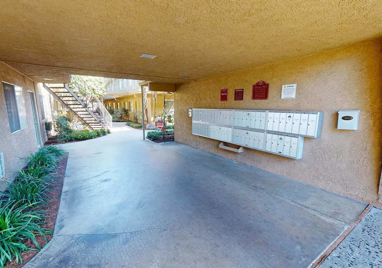 16220 Cornuta Apartments — Photo 4