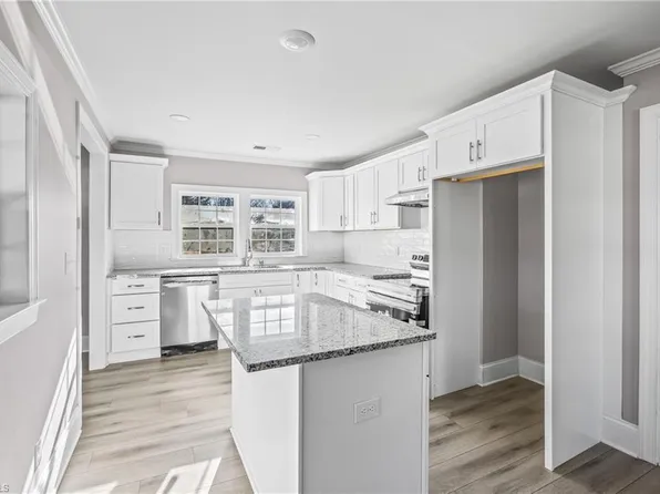 116 Knight St, King, NC 27021