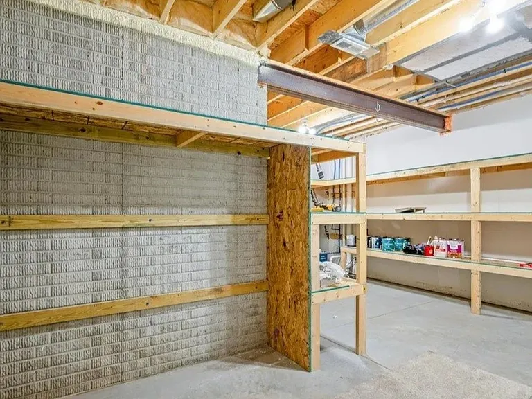 2602 Fountain Cir — Photo 30
