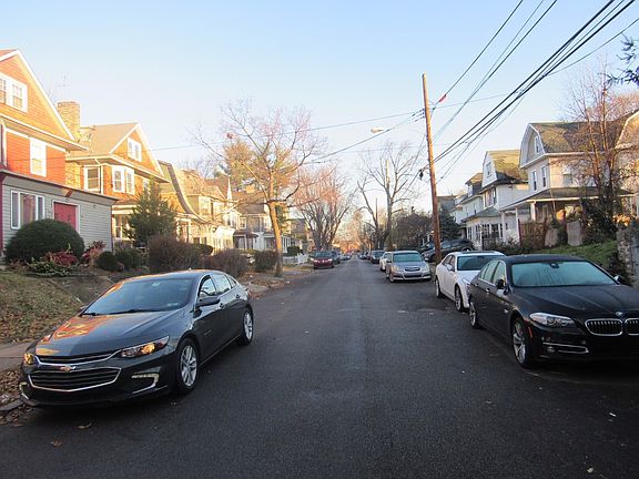 4th image of 6404 N Park Ave