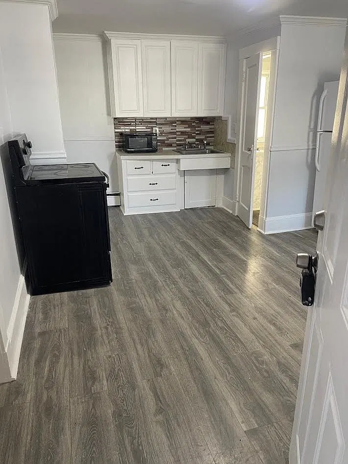 2 bed, $1,950 — Photo 1