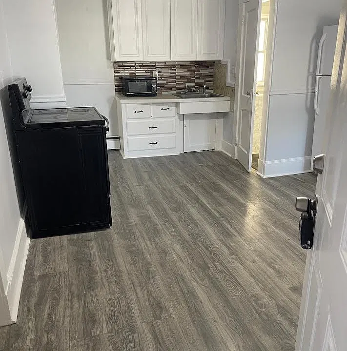 23 Green St #102