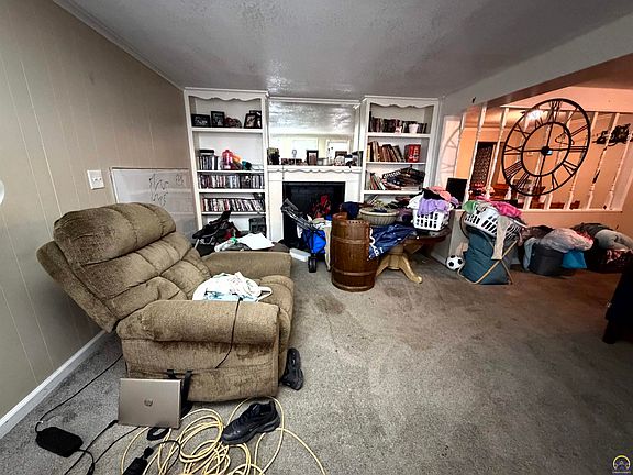 2nd image of 3230 SE Keystone Ave