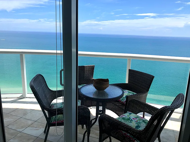 6365 Collins Ave #3604 — Photo 2