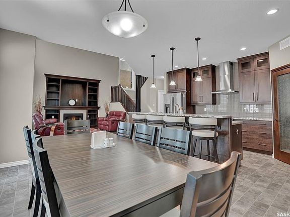 3rd image of 3826 GOLDFINCH WAY