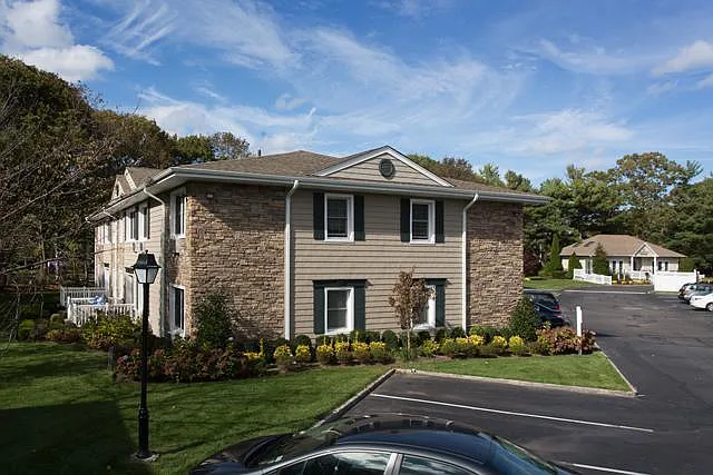 Fairfield at Port Jefferson — Photo 3
