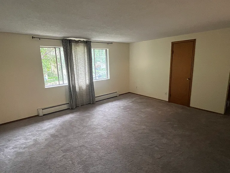 455 Longs Peak Ave #4 — Photo 8