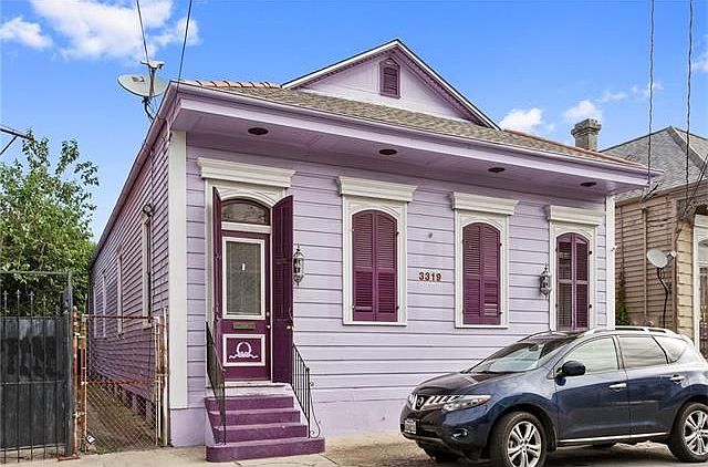 1st image of 3319 Burgundy St