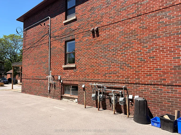 579 Tweedsmuir Ave #1 — Photo 15