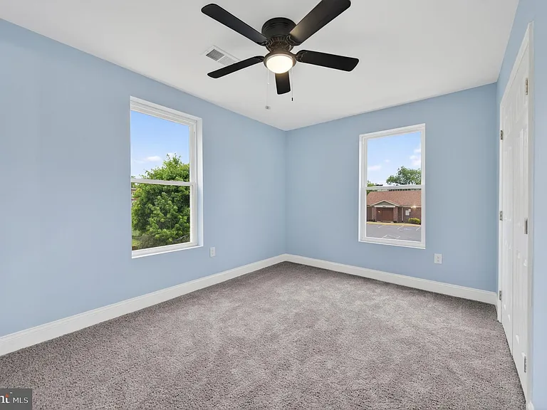 5306 Ethelbert Ave — Photo 15