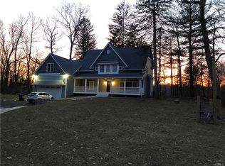 19 Lillian Rd, Mahopac, NY 10541