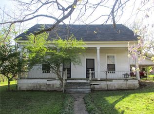 7689 Oak St, Robeline, LA 71469