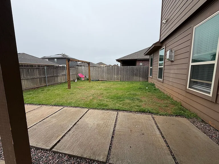 2501 Caden Ct #A — Photo 20
