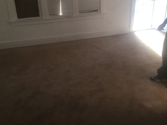 2nd image of 2046 Elliott Ave