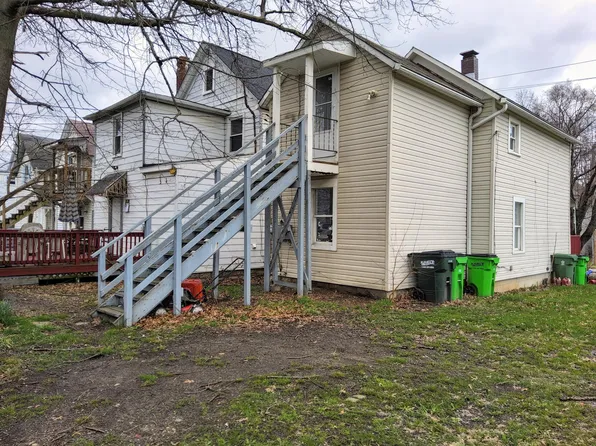 558 W Hopocan Ave #2, Barberton, OH 44203