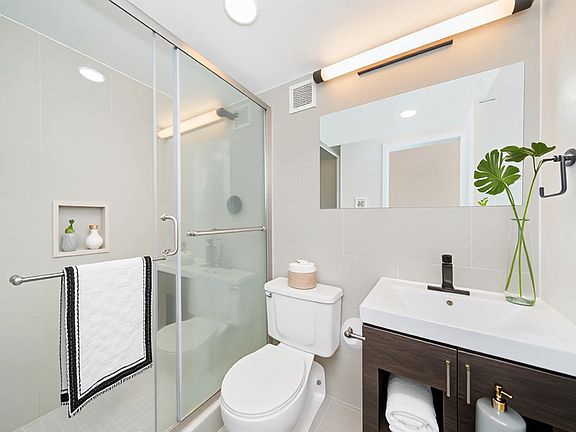 4th image of 298 Mulberry St APT 3M