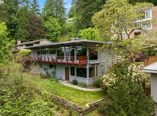 4725 SW 18th Pl, Portland, OR 97239