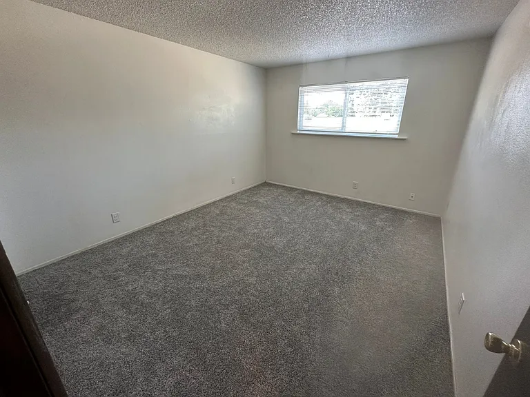 1083 Le Brun Ln #2 — Photo 7