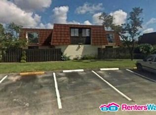 6340 Red Pine Ln APT B, Greenacres, FL 33415