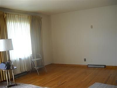 2nd image of 5533 Walsh Ave