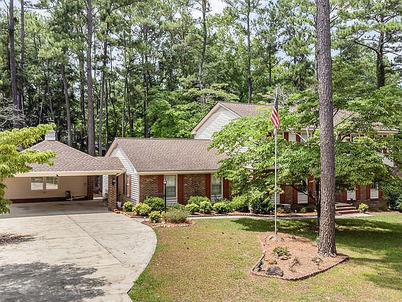 4th image of 605 Brookwood Lane