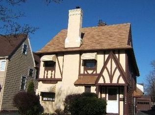 3569 Daleford Rd, Shaker Heights, OH 44120