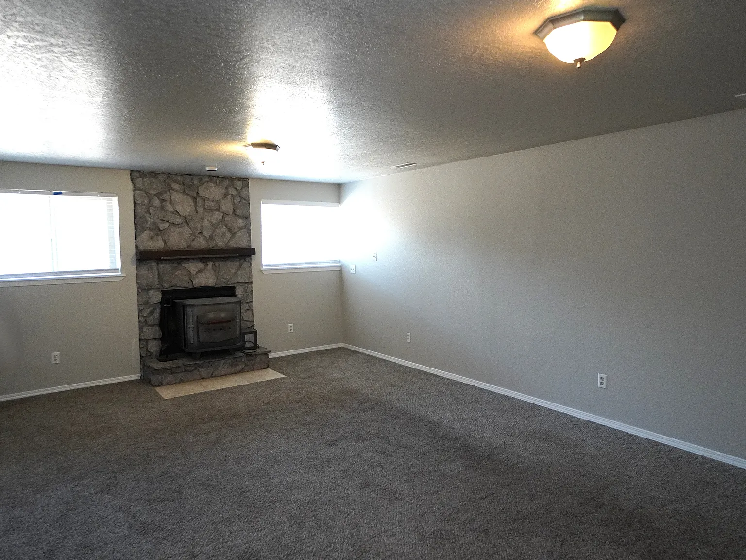 698 Berwick Drive - 1 — Photo 3