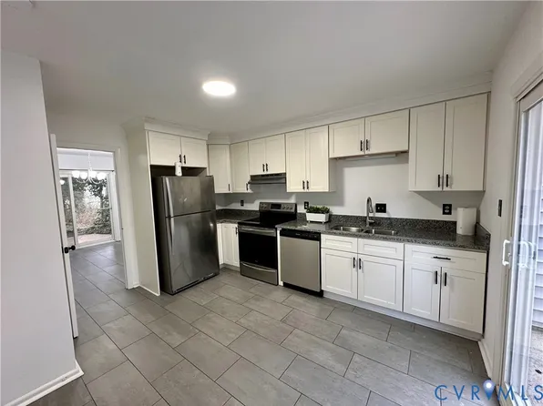 70 Summer E, Williamsburg, VA 23188