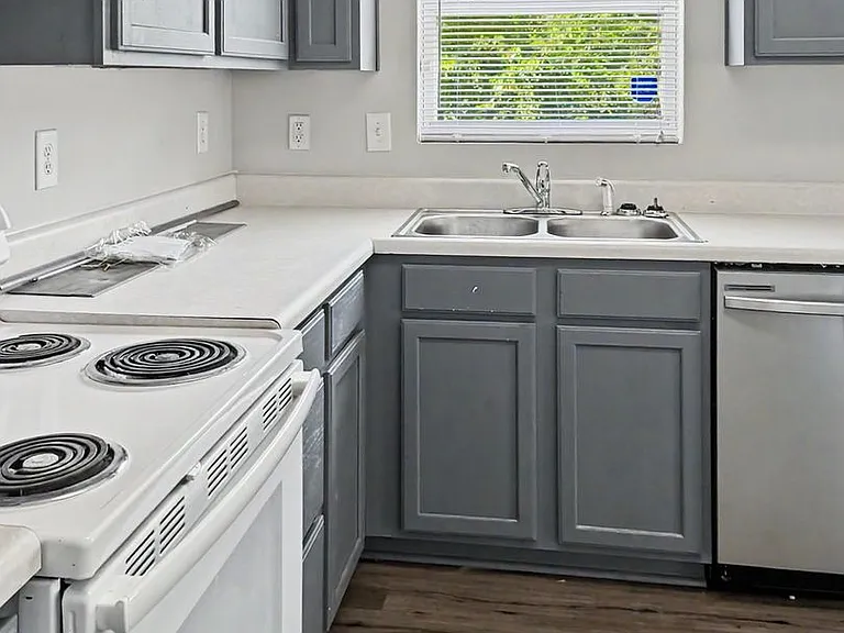 2717 Forest Grove Ct — Photo 16