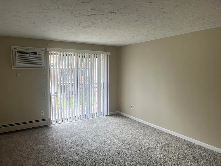 383 Huse Rd #25 — Photo 14