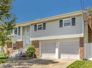 431 Rutgers Rd, West Babylon, NY 11704